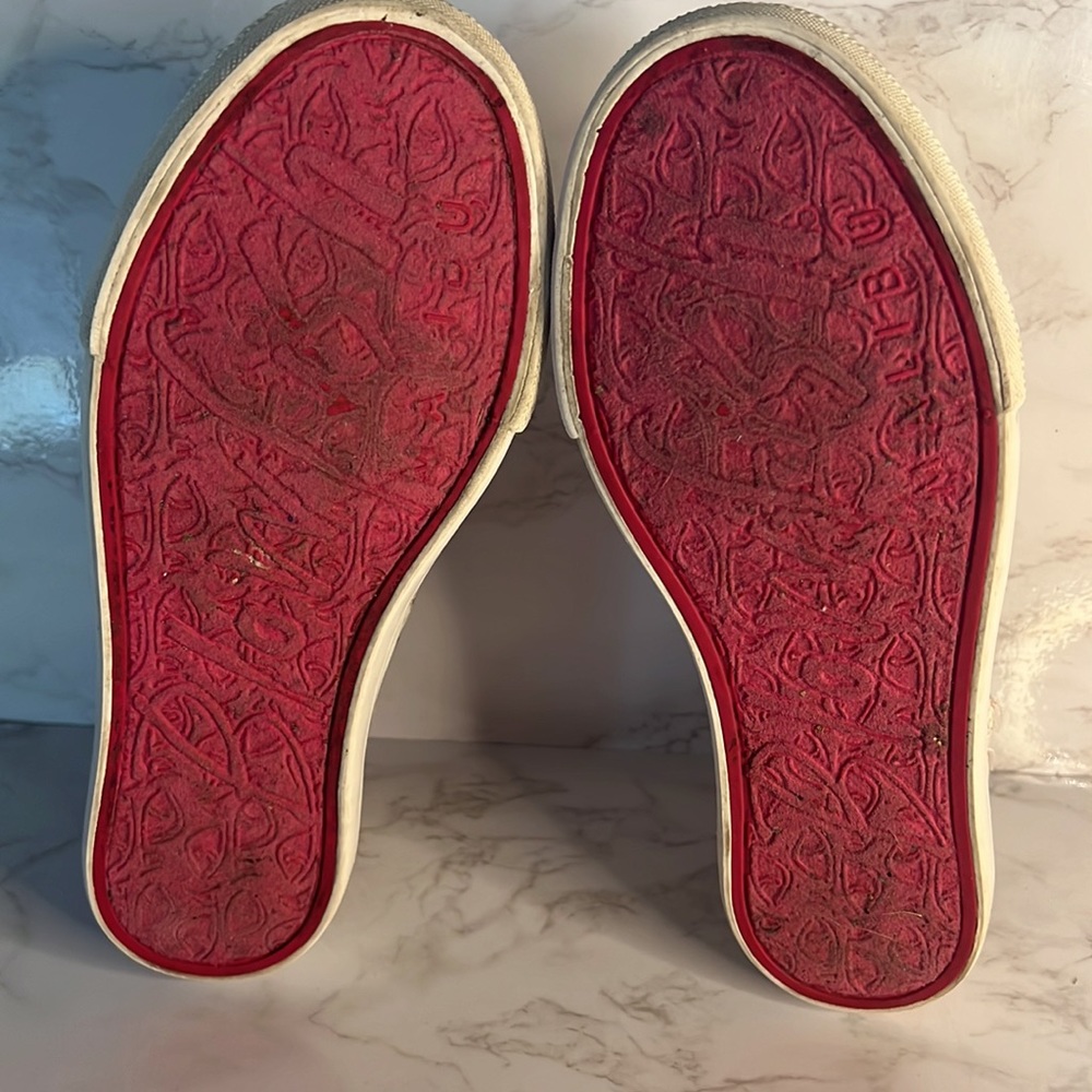 Super adorable Blowfish, raw hem high top, zip side floral print Tennies, Size 4 - Picture 9 of 9